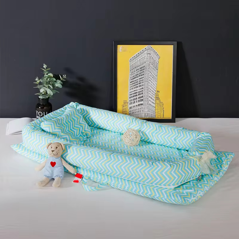 new design super soft breathable cotton easy carry customized portable washable folding sleeping bed crib nest lounger